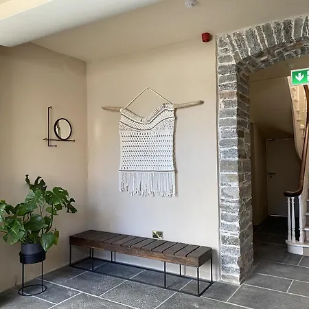 The Loft At Design Bank Apartment *